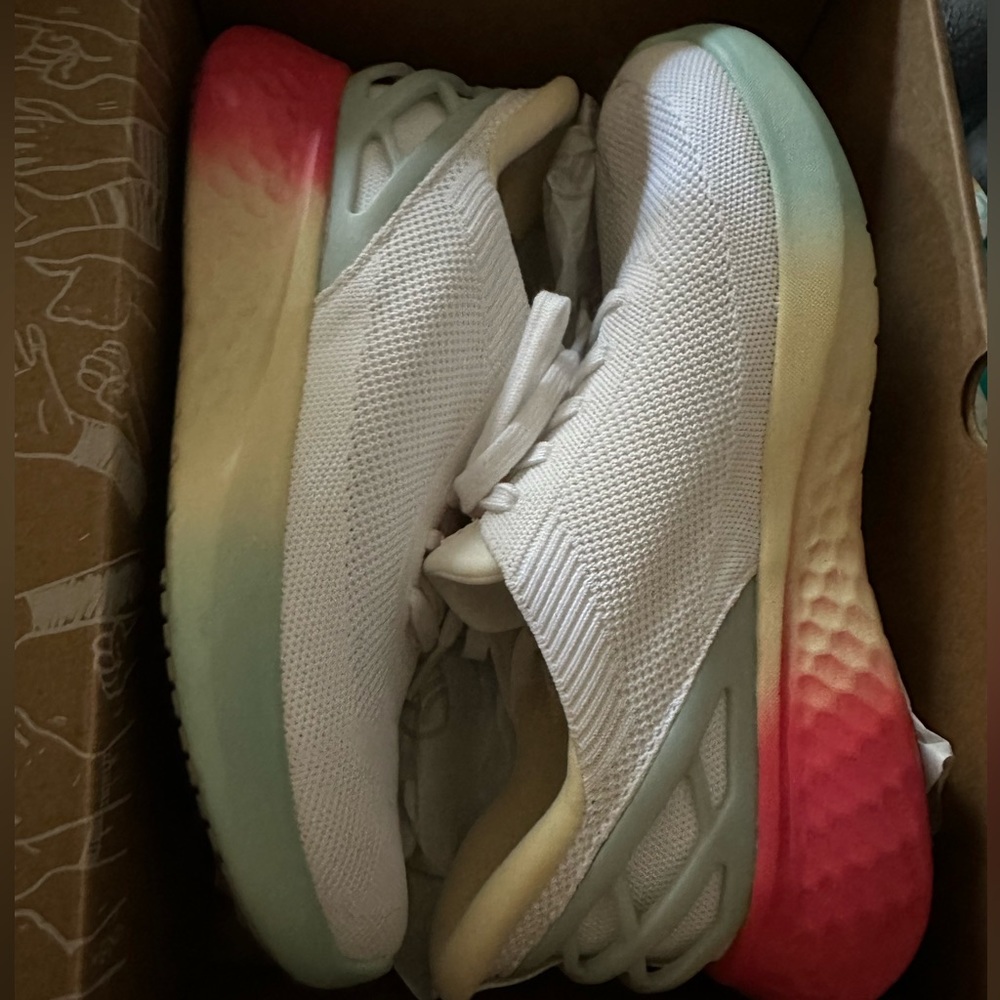 Kizik Athens men’s/women’s Sunrise easy on sneakers